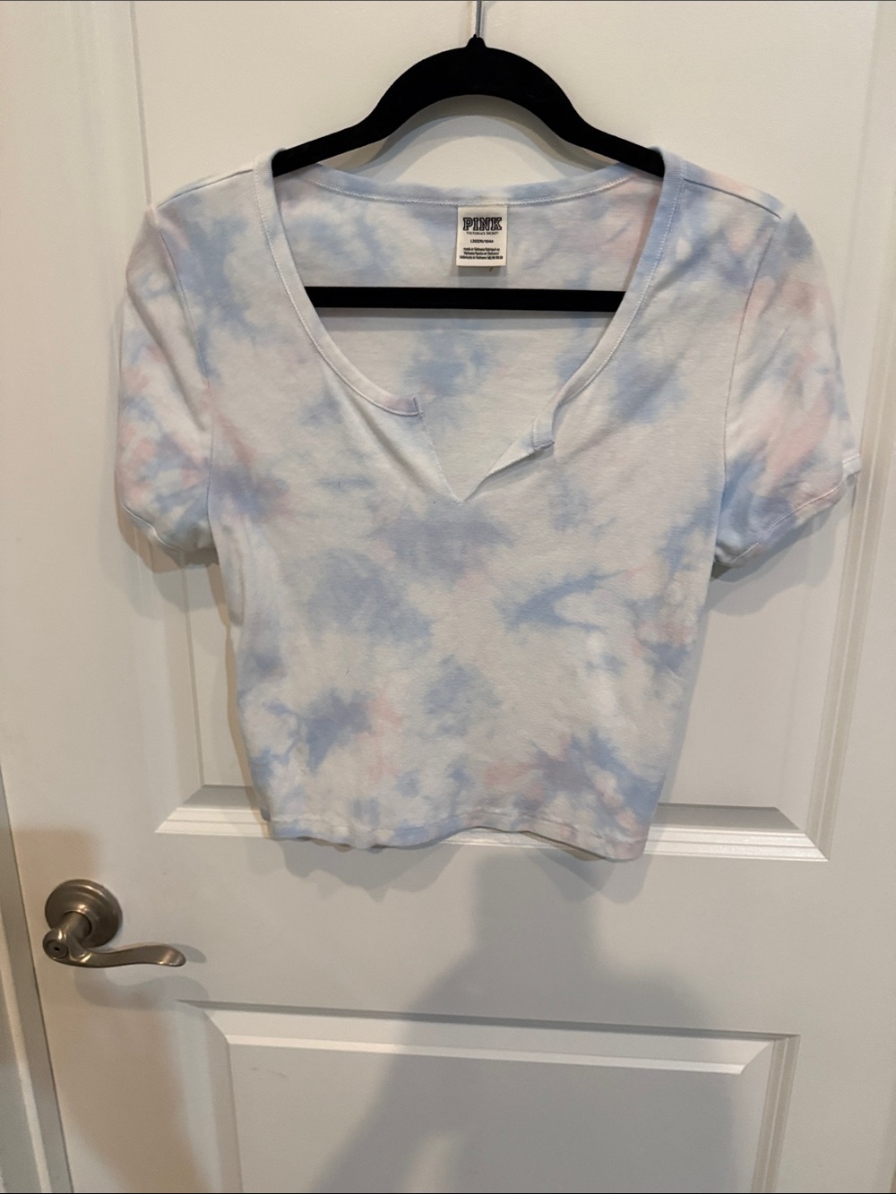 PINK Victoria's Secret Pastel Blue & Light Pink Tie-Dye V-Neck Crop Top